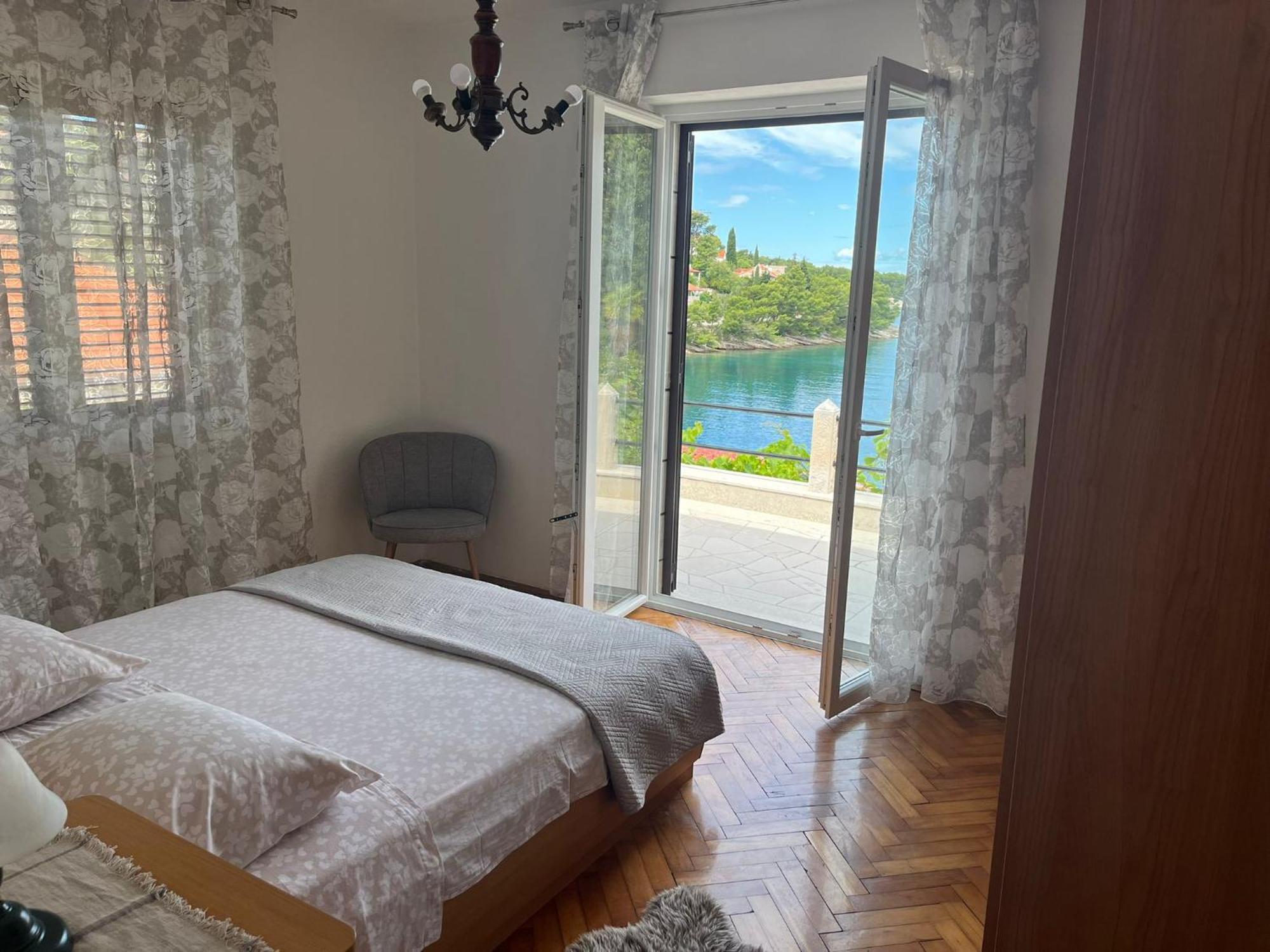Apartamento Sunset By The Sea Splitska Exterior foto